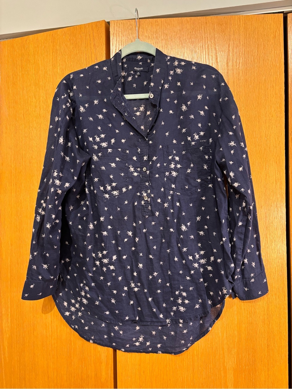 Sz M Madewell Navy Gauzy Floral Button-Front Tunic